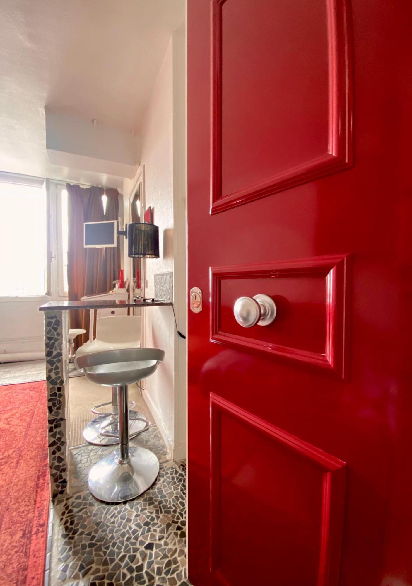 Studio Chic Paris Tour Eiffel Near Eiffel Tower 7Th Floor Екстер'єр фото