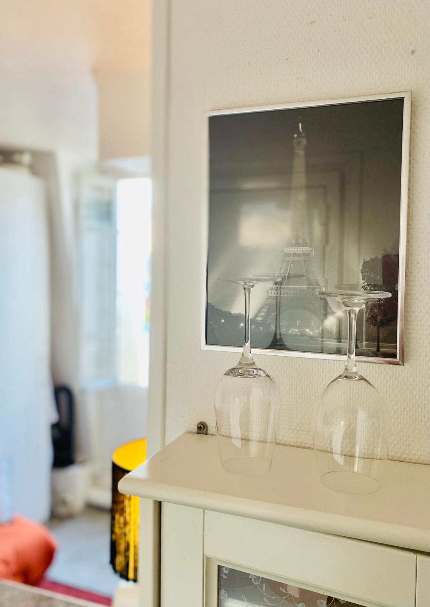 Studio Chic Paris Tour Eiffel Near Eiffel Tower 7Th Floor Екстер'єр фото
